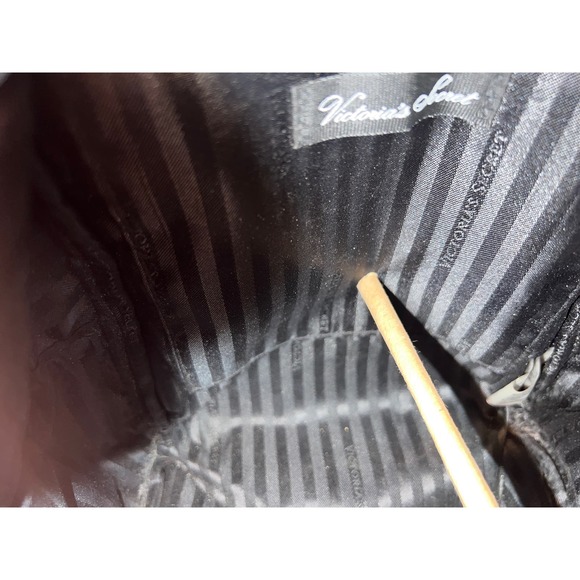 Sale !! VICTORIA'S SECRET
Mixed Chevron Small Backpack - Picture 6 of 13